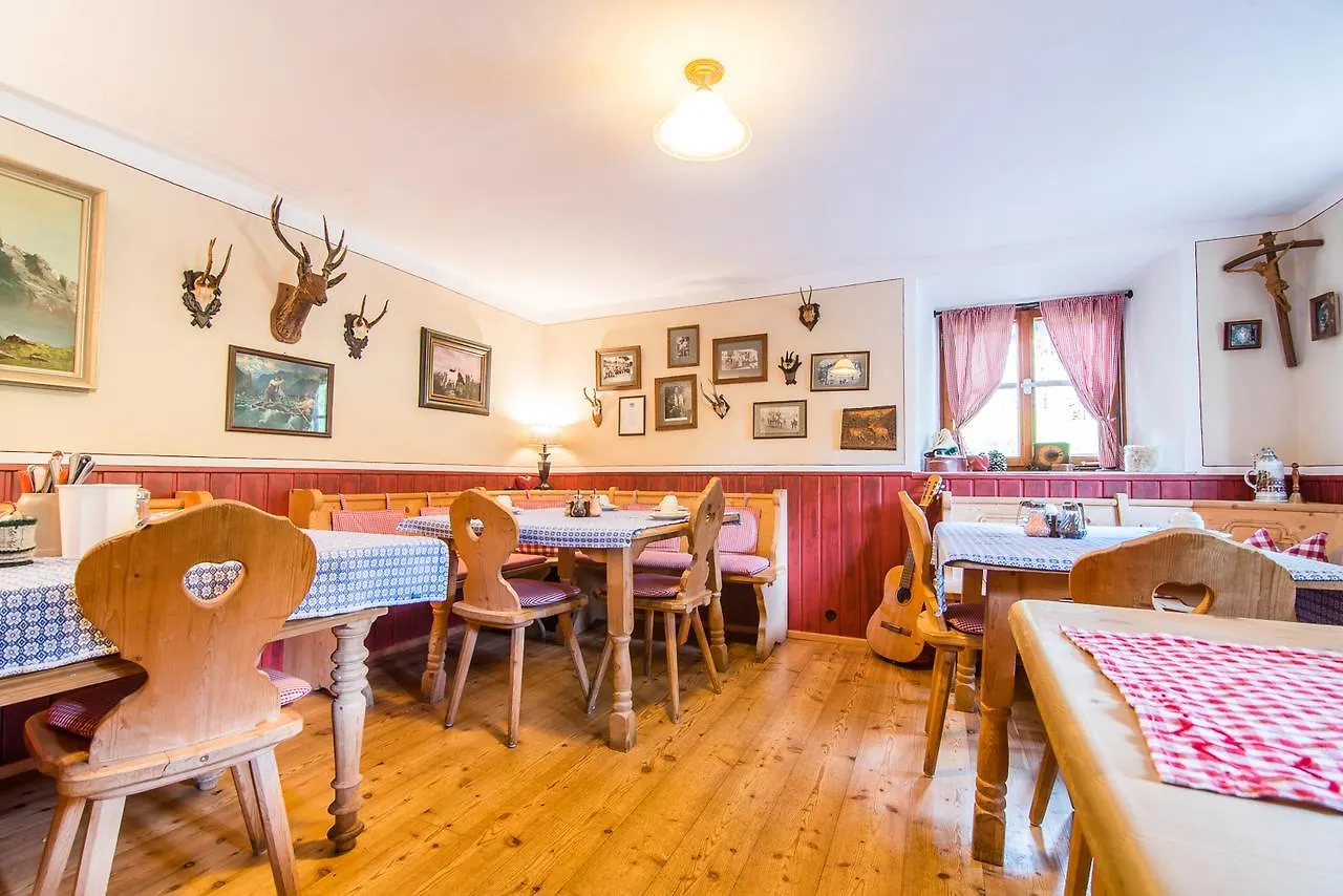Berggasthof Butzn Wirt Ruhpolding Hotel