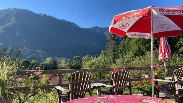 Berggasthof Butzn Wirt Ruhpolding Deutschland